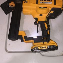 Dewalt Flooring Stapler