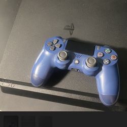 PlayStation 4/ PS4 1tb
