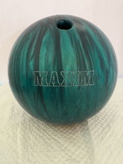 accessories Bowling ball with accessories