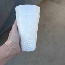 Vintage Milk Glass Set Of 7