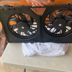Dodge Chrysler Radiator Fan / Condenser Fan