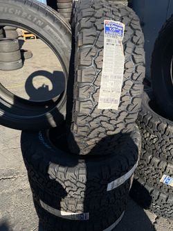 BFGoodrich All-Terrain T/A LT275/65R18 Tire