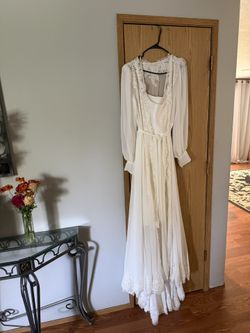 Get Ready In Robe From Dulux Bridal 