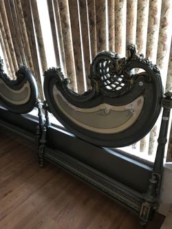 Antique Gorgeous Twin bedroom, night stand, vanity with mirror. Absolutely beautiful