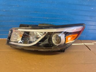 Sedona 2015 2016 2017 2018 headlight