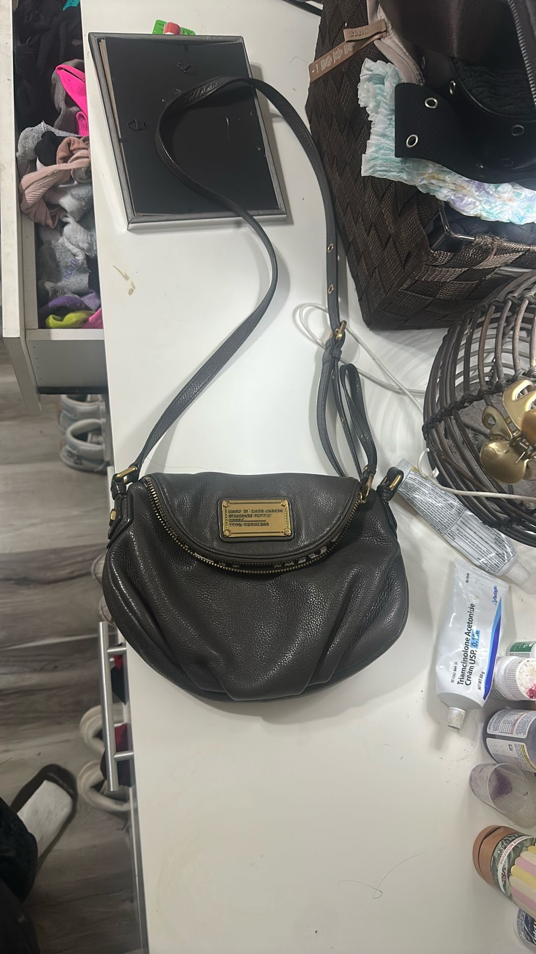 marc jacobs pequeña cruzasa en buenas condiciones