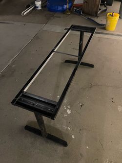 Free Ikae desk base