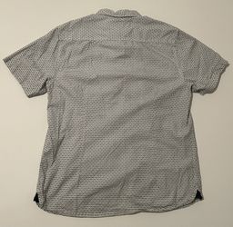 Across the Pond Men's Short Sleeve Button Down Shirt Size Large, White, Blue,Red