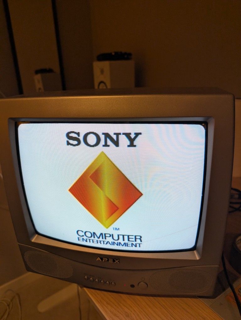 Apex 13" CRT TV
