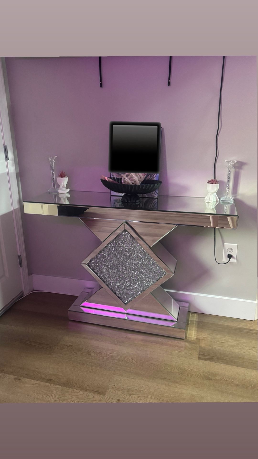 Mirrored Table