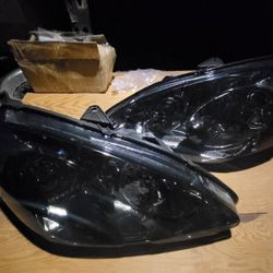 2006 Acura RSX head lights
