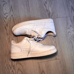 AIR FORCE 1 SIZE 8.5 MEN