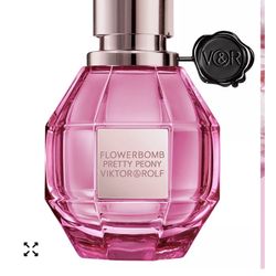Flowerbomb 1 Oz  Viktor N Rolf