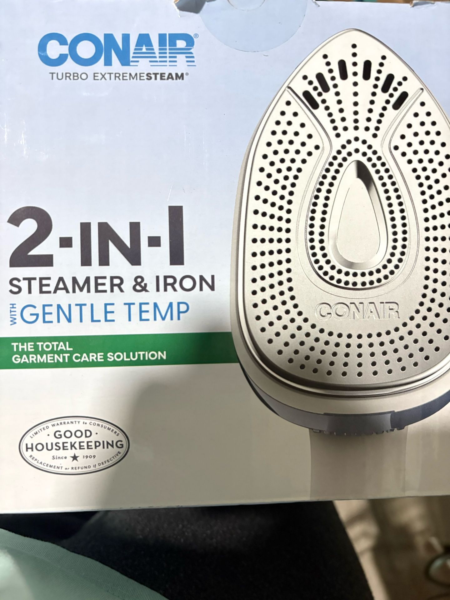 Conair 2-in-1 Iron/steamer