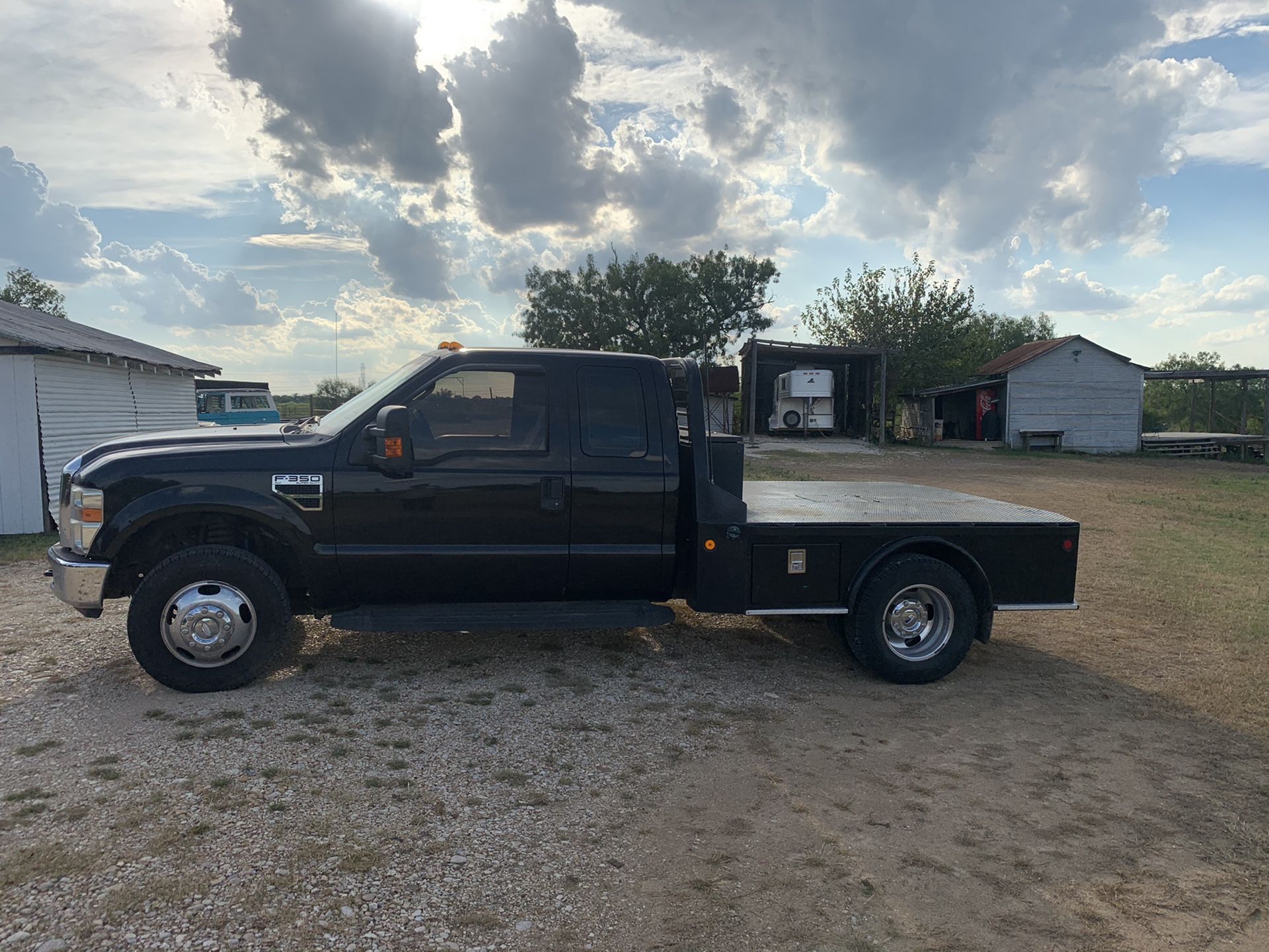 2008 f350 dually flatbed v10