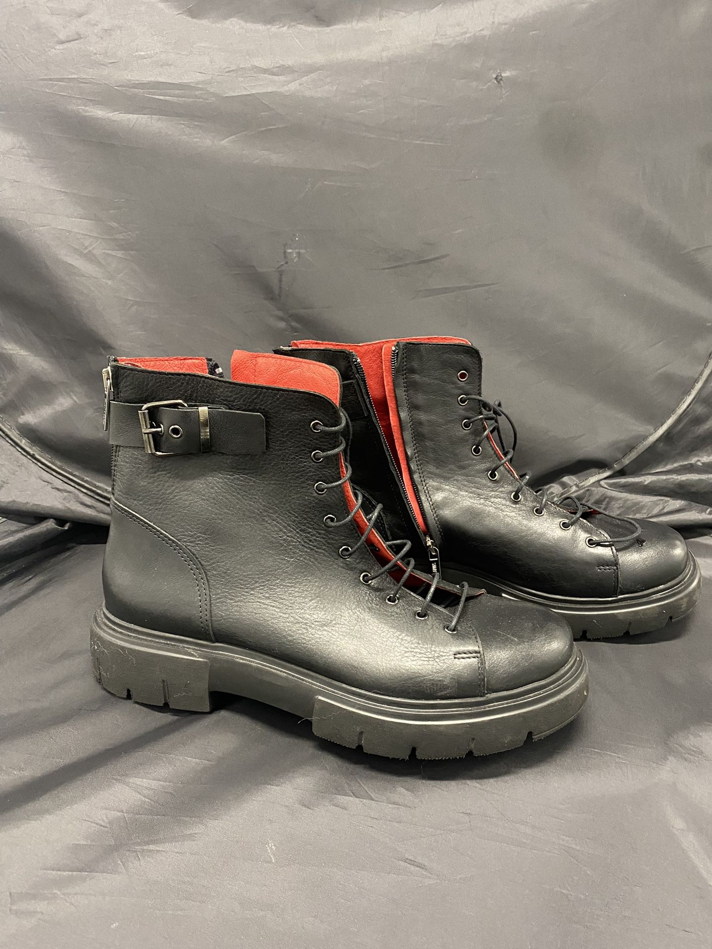 Saint And Sofia Boots