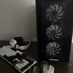 Gaming Pc, Keyboard, Mouse And Headphones(and A Mouse Pad) Needs A Power Supply