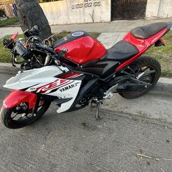 2015 Yamaha R3