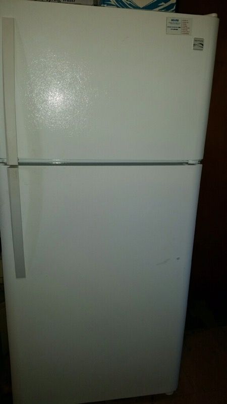 Brand NEW Kenmore Refrigerator
