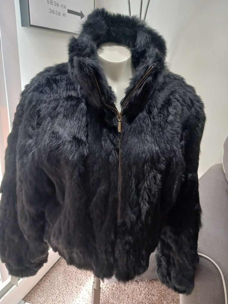 FASHIONABLE BLACK RABBIT FUR JACKET
