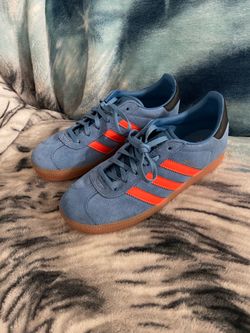 Brand new kids Adidas size 5 1/2 light blue and orange