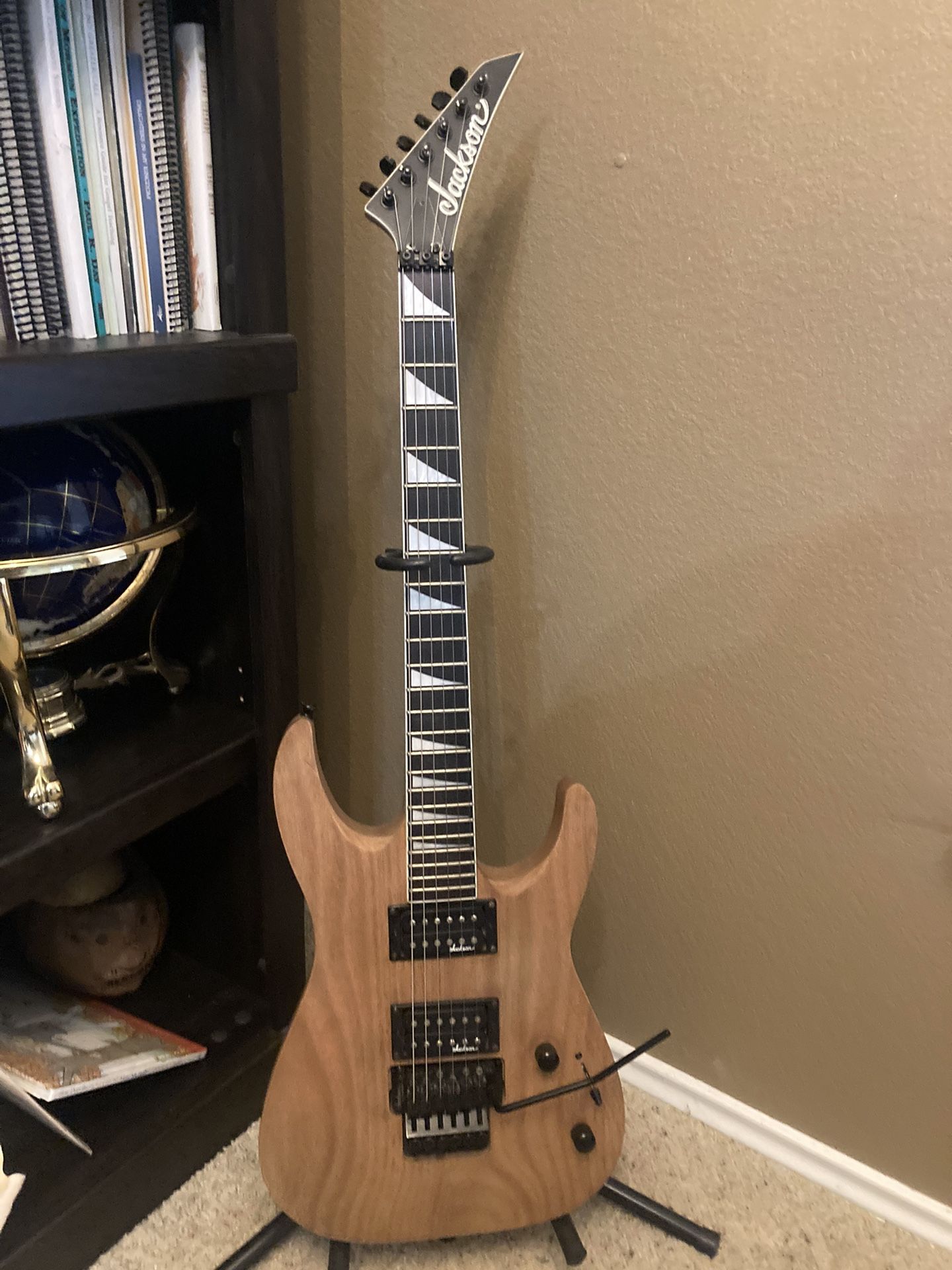 Jackson Guitar - Natural Nato Wood