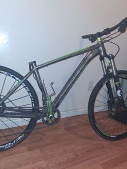 Trek stache eight 2013 Gary fisher collection