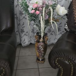 2 Italian Vase 