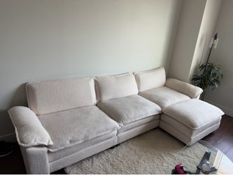 Sectional couch