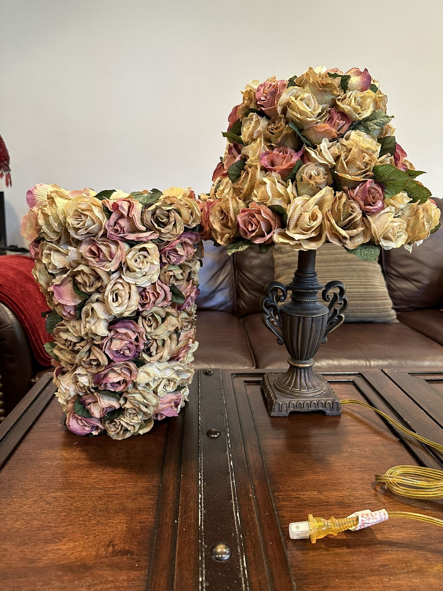 Rose Petal Hand Made Lamp And Flower  Vase