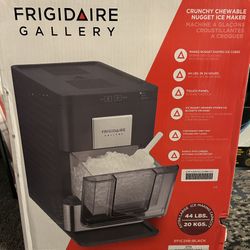 ICE MAKER