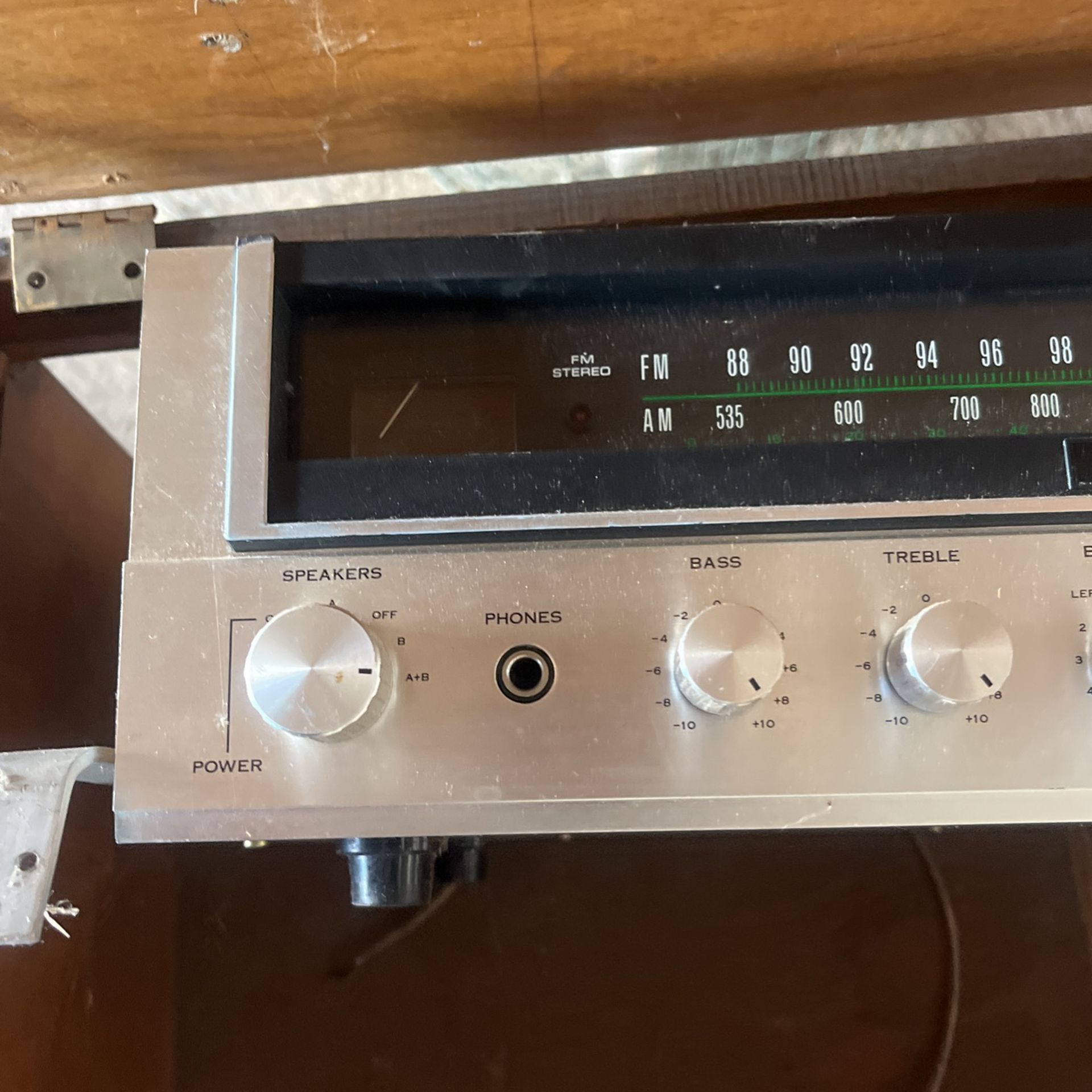 Sansui 331 stereo receiver