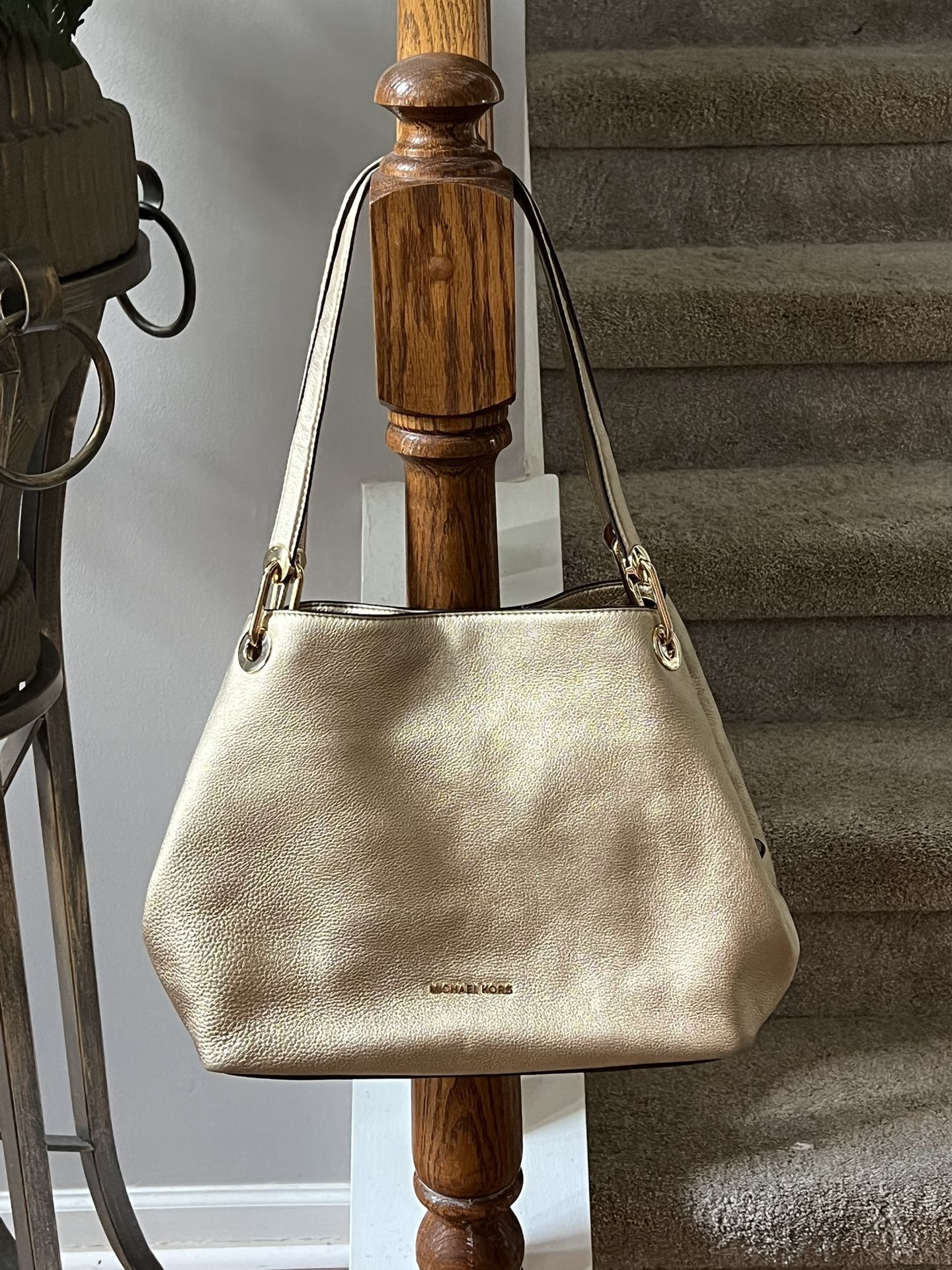 Michael Kors Kensington Large Shoulder Tote Bag