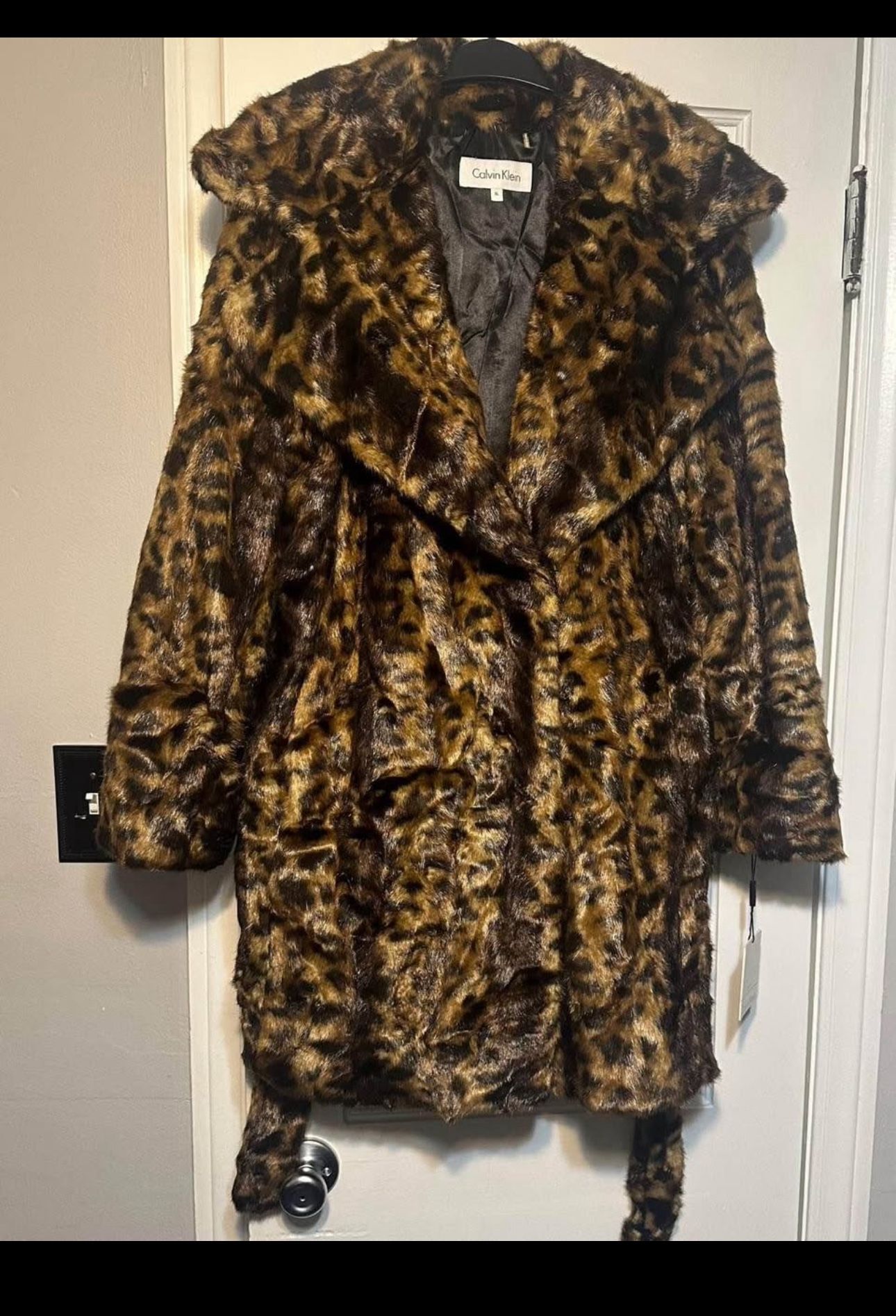 New Calvin Klein faux fur coat, XL