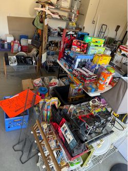Toys/clothes/shoes