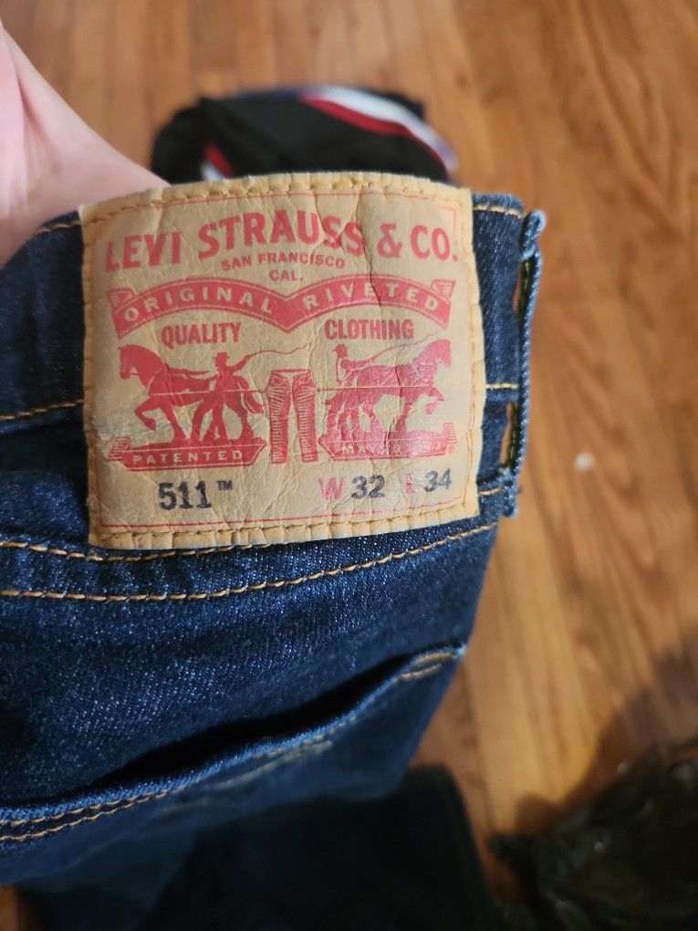 Levi's Size 32×34
