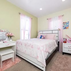 Queen Bed Set 4 Piece