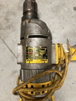 DeWalt D139 Heavy-Duty 1/2” Reversible Spade Handle Drill – 120V 7.5A