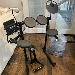 Coppell tx Electric drums almost new conditions $200 obo