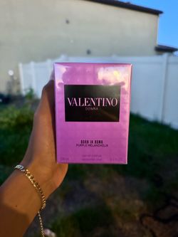 Valentino perfume