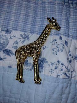 Gold Tone Giraffe Trinket box