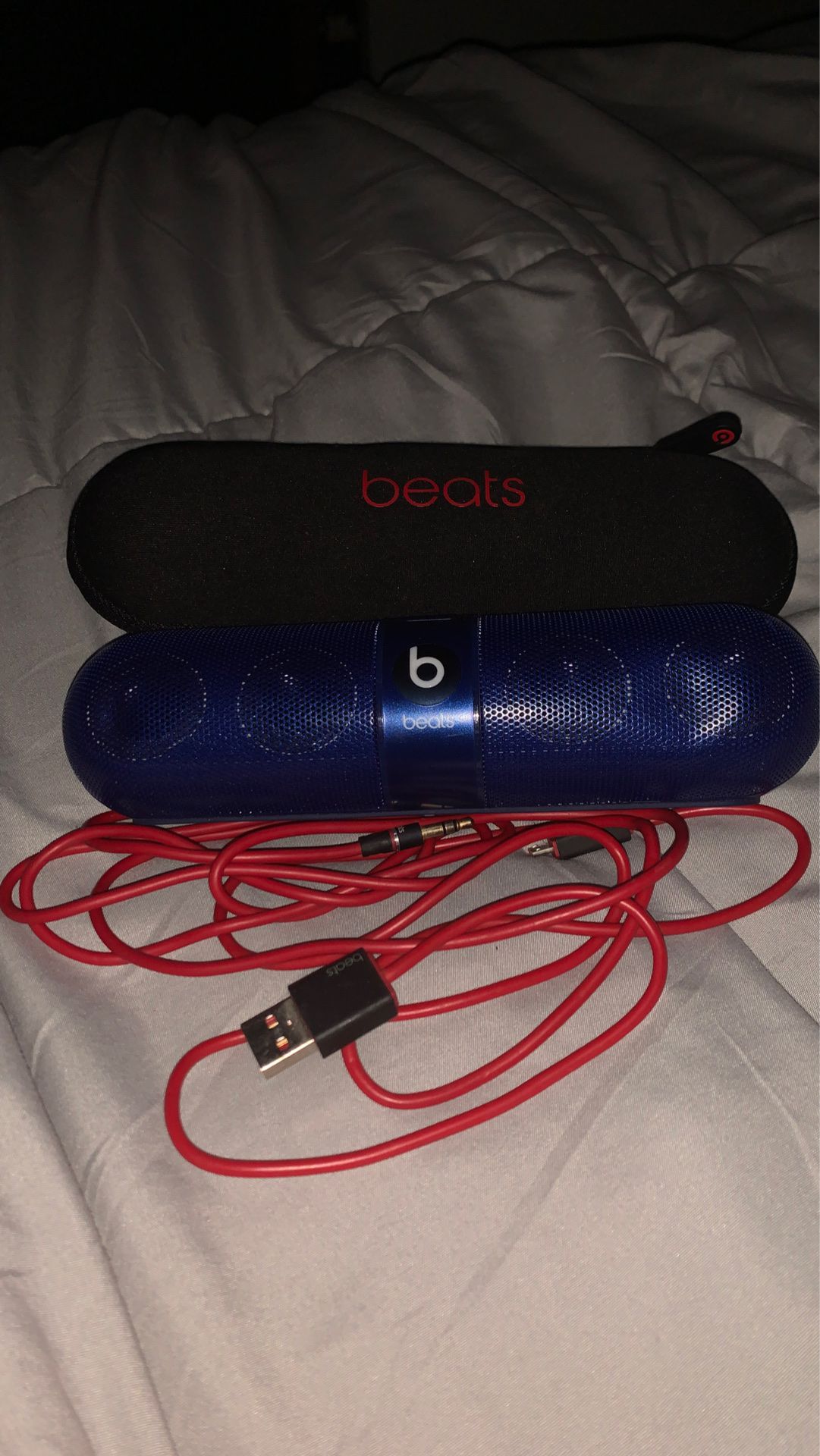 Blue beats pill BARELY USED w case and cable