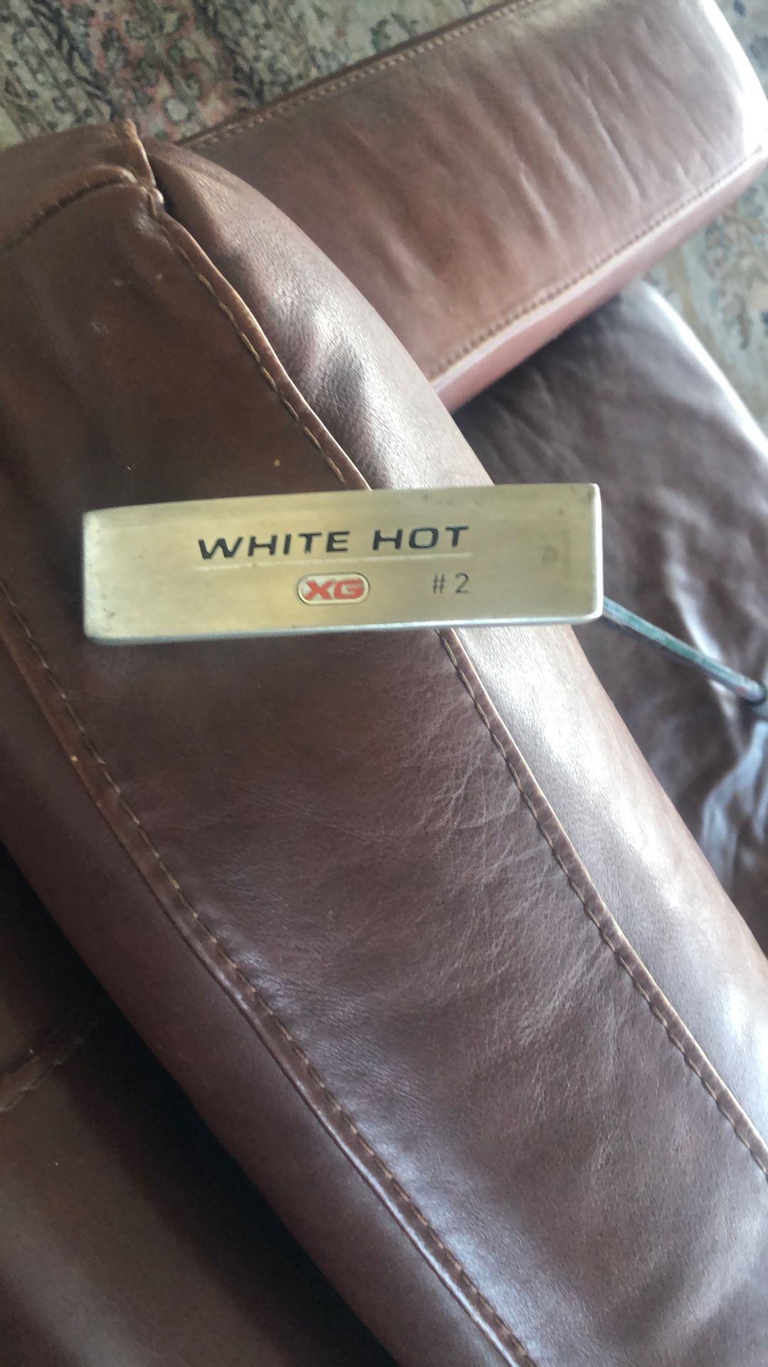 Odyssey White Hot XG Putter#2 RH 35” New Grip