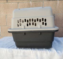 Dog/Cat Pet hard sided Carrier Kennel  Thumbnail