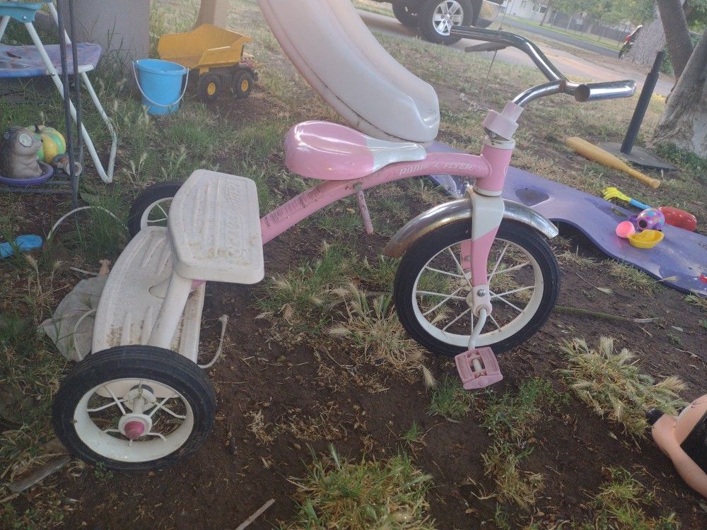 Toddler Trycycle Radio Flyer