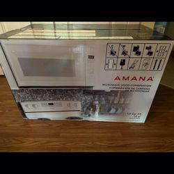AMANA MICROWAVE 