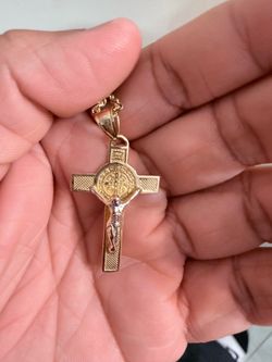 14k gold rope chain with 14k gold cross pendant