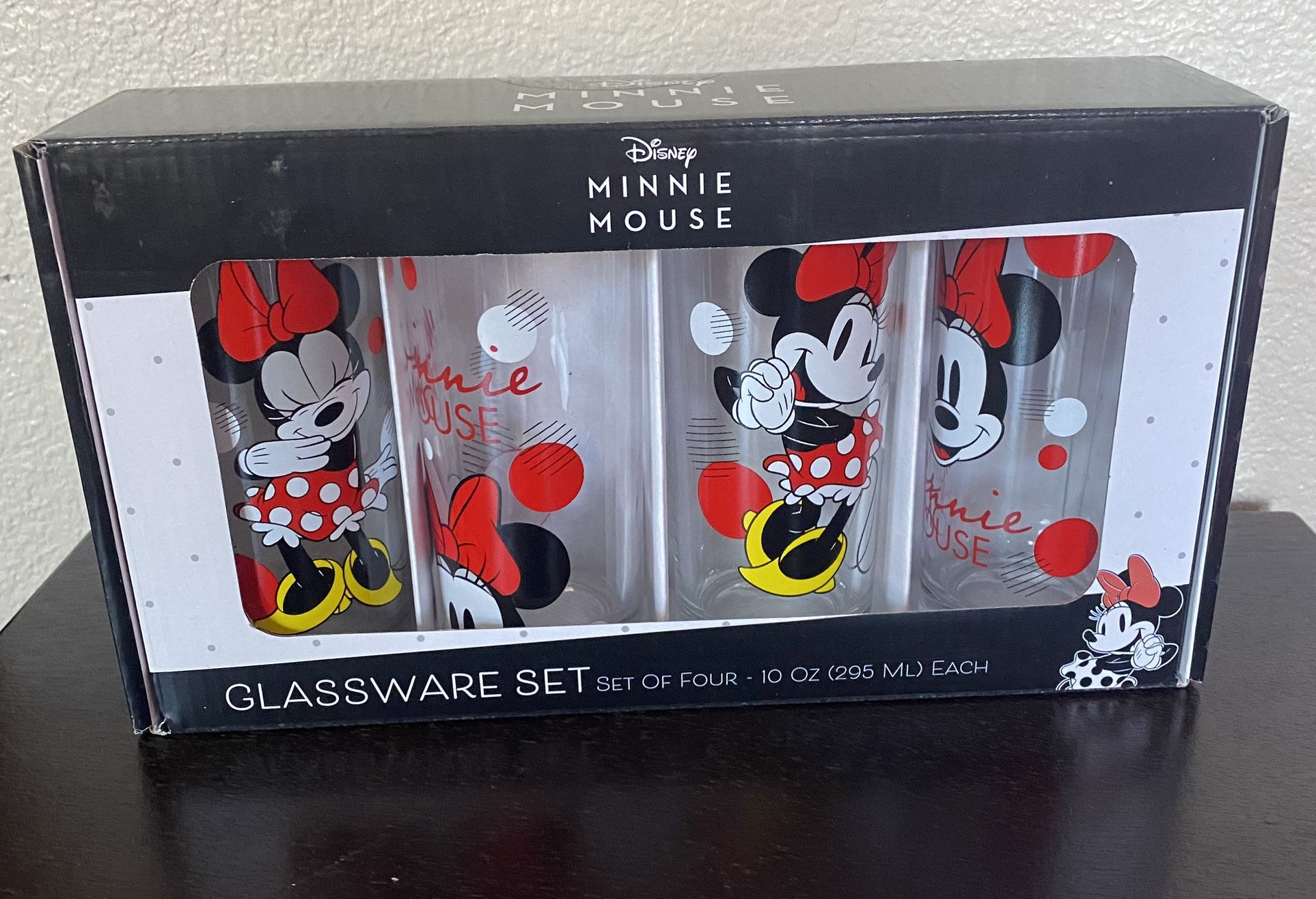 New Disney Minnie Mouse Set Of Four (4) - 10 Oz Glasses