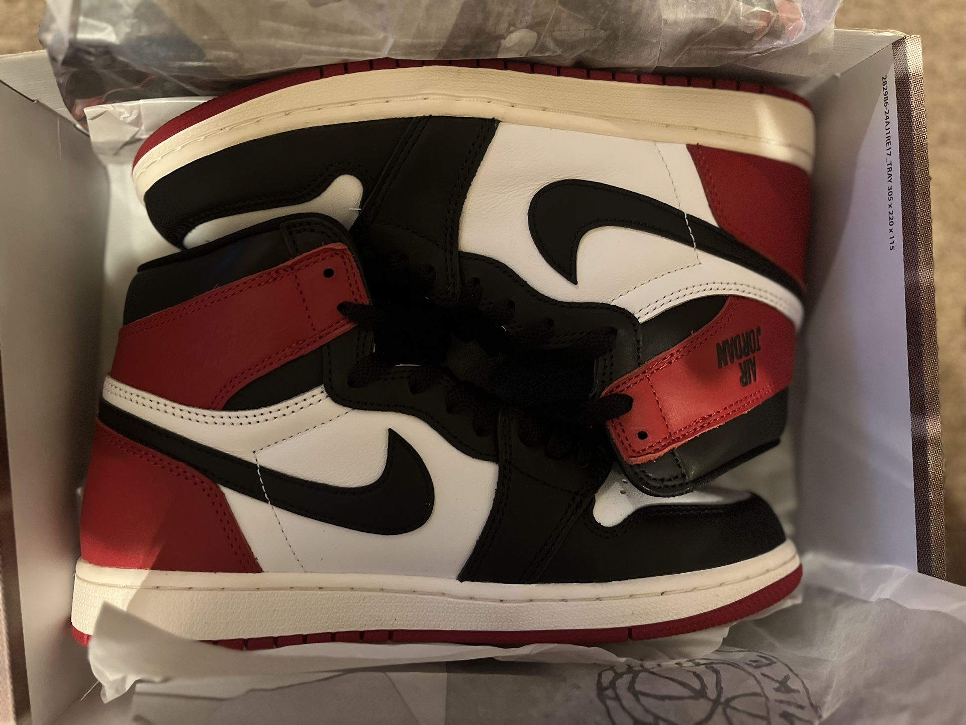 Nike Air Jordan 1 (black Toe)