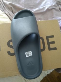 Yeezy Slide Slate Marine
